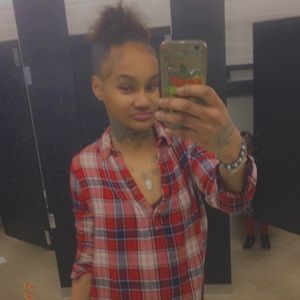 Meet your Posher, Tracey